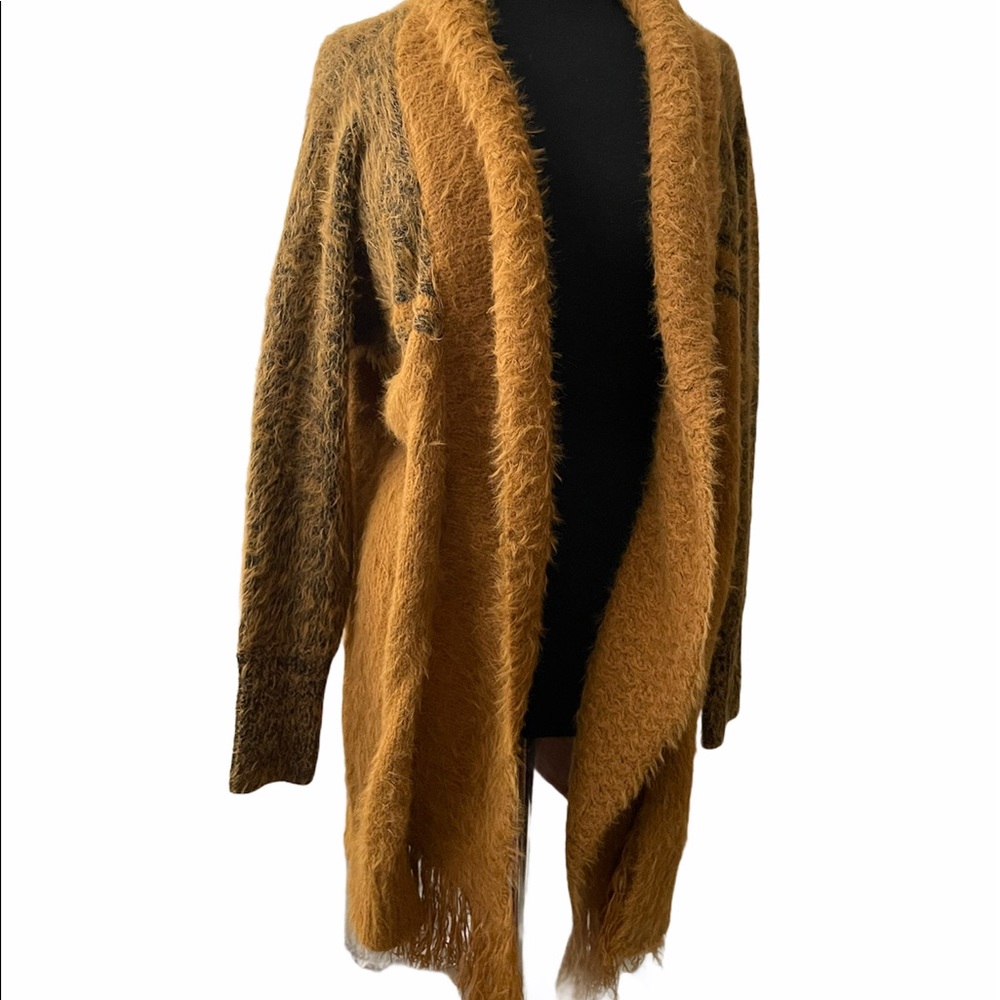 Oceanus cardigan . Size L